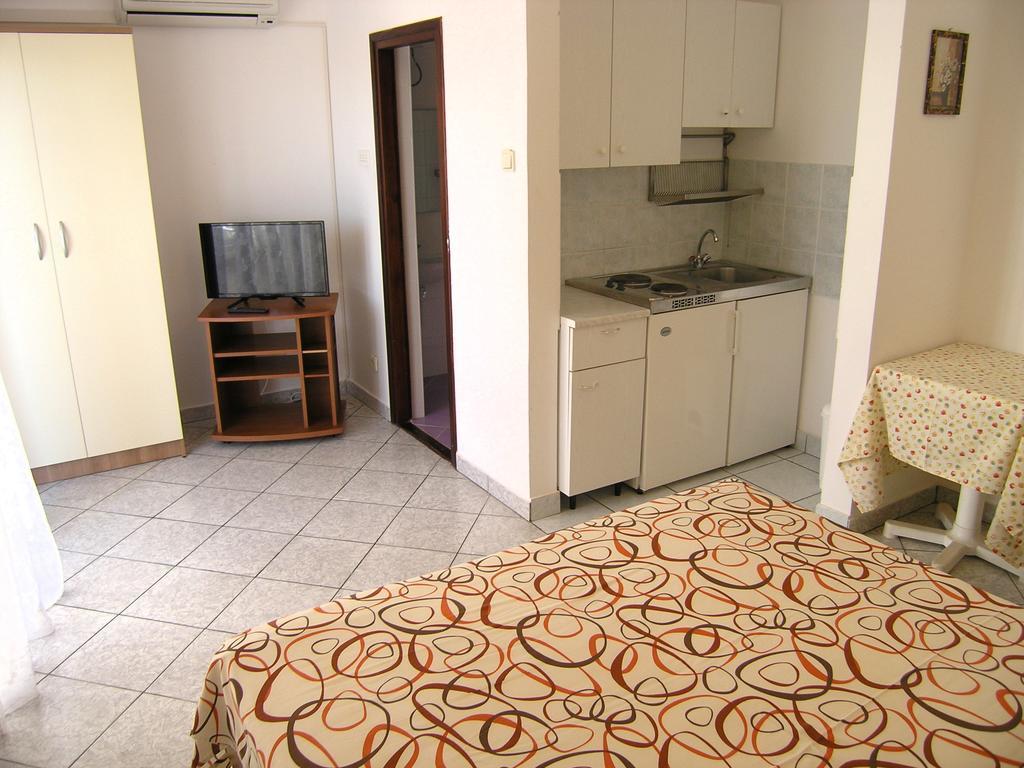 Apartments Murgic คิร์ก ภายนอก รูปภาพ