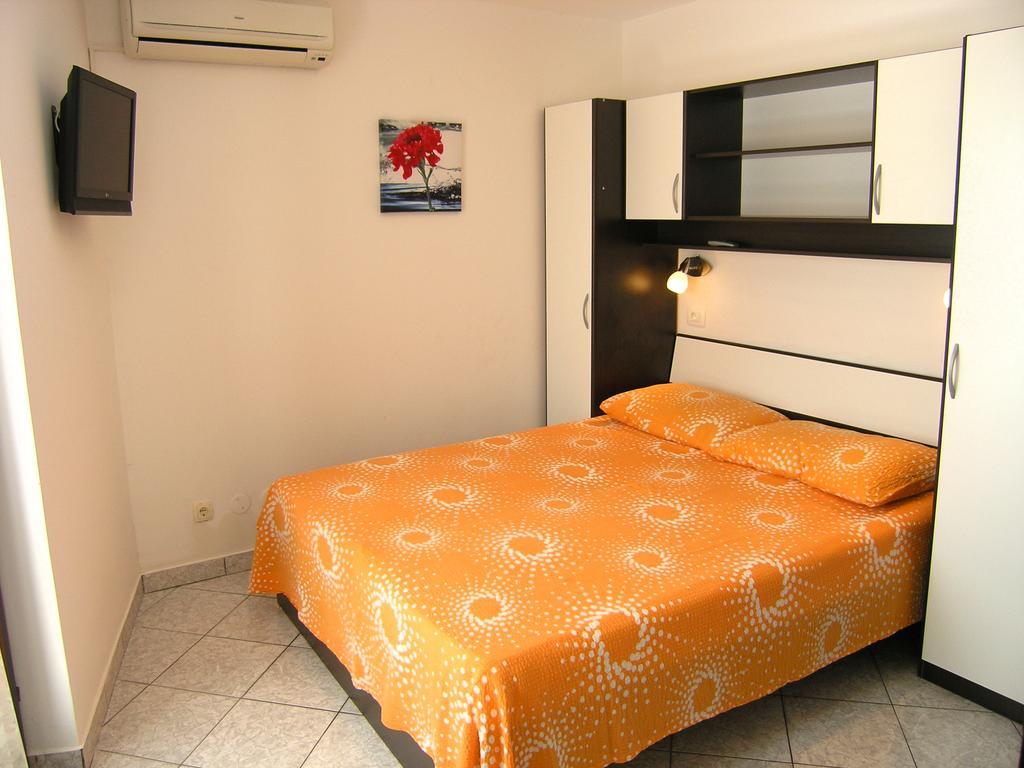 Apartments Murgic คิร์ก ภายนอก รูปภาพ